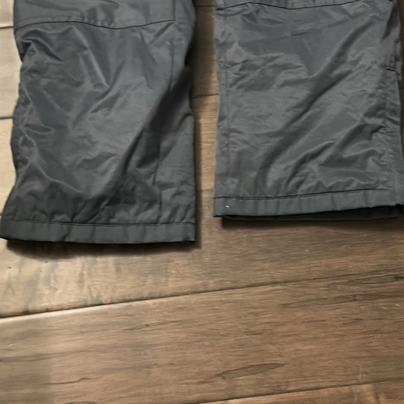 Athletic works gray lined snowpants, size 10-12 with removable suspenders - Picture 2 of 8